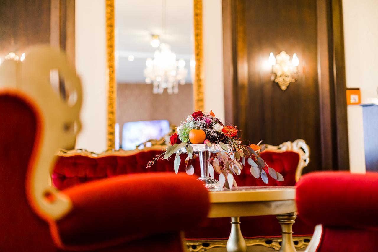 Parkhotel Krone Бенсгайм Екстер'єр фото